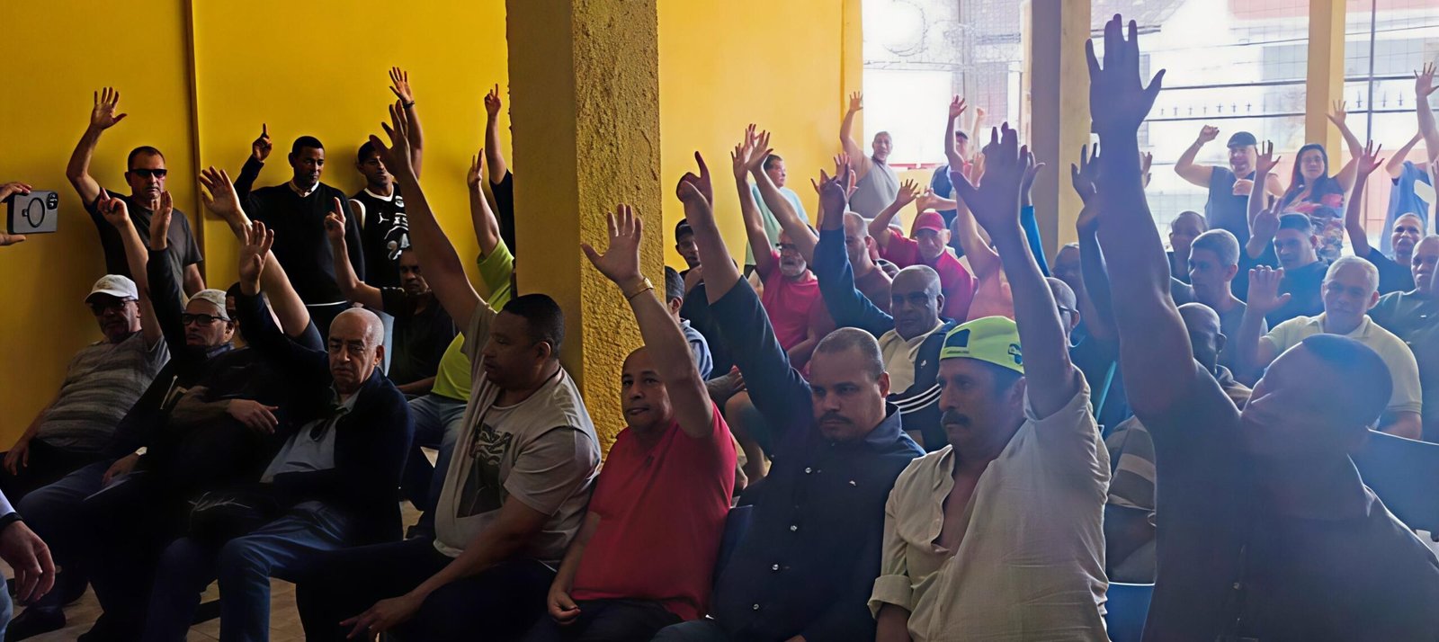 Rodoviários de São Gonçalo decidem por estado de greve em assembleia