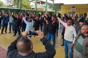 Rodoviários se reúnem com prefeito de SG para debater crise nos ônibus